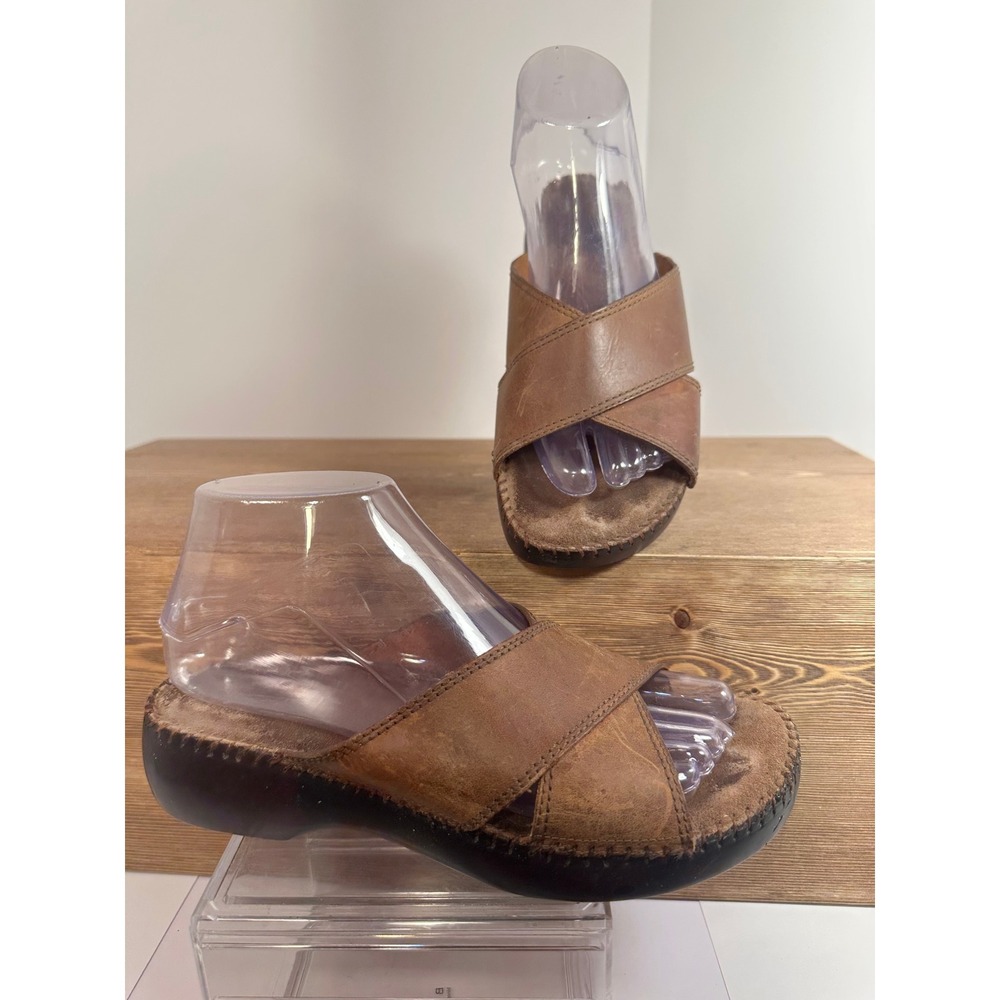 BORN Leather Chunky Platform Sandals Sz 7 Criss Cross Boho Y2K Minimalist Brazil